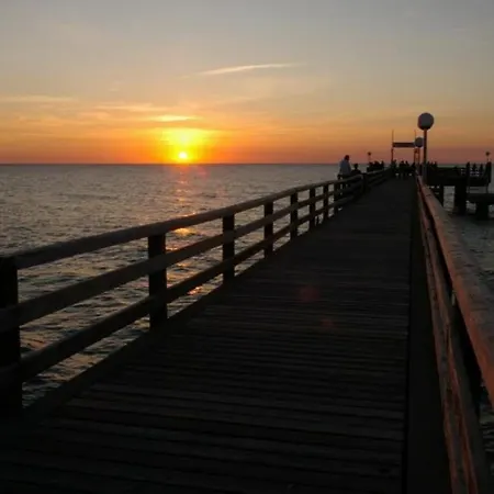 Apartament 06 Mantelmoewemit Blick Auf Salzhaff Und Ostsee Rerik